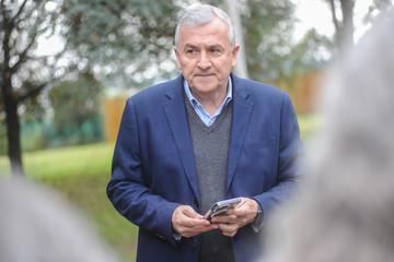 vQ6kVBMvR_360x240__1