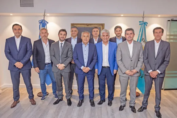600x400_gobernadores-electos-juntos-cambio-1015459-153601