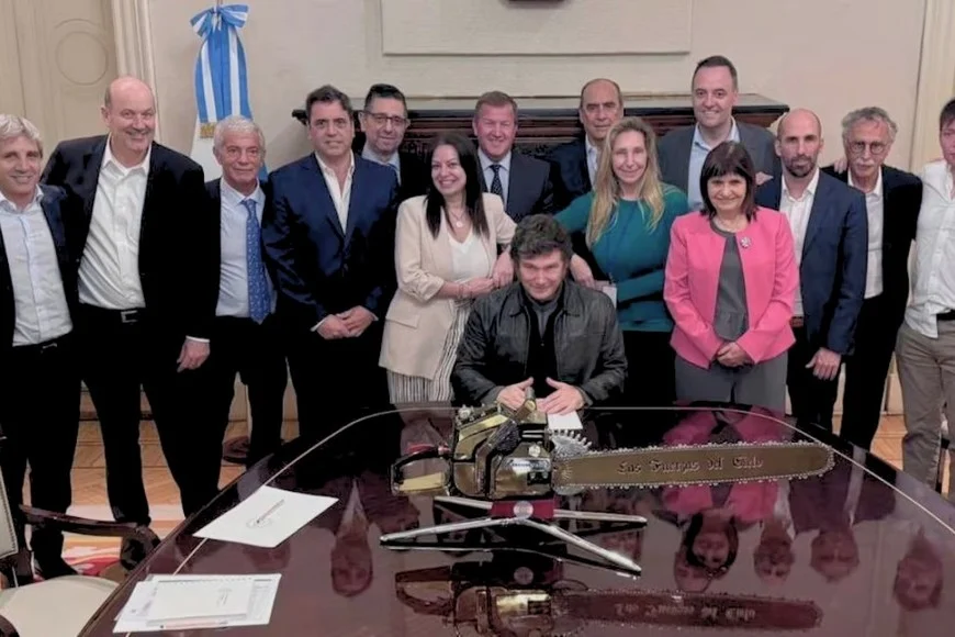 SlQ5ZJ708_870x580__1