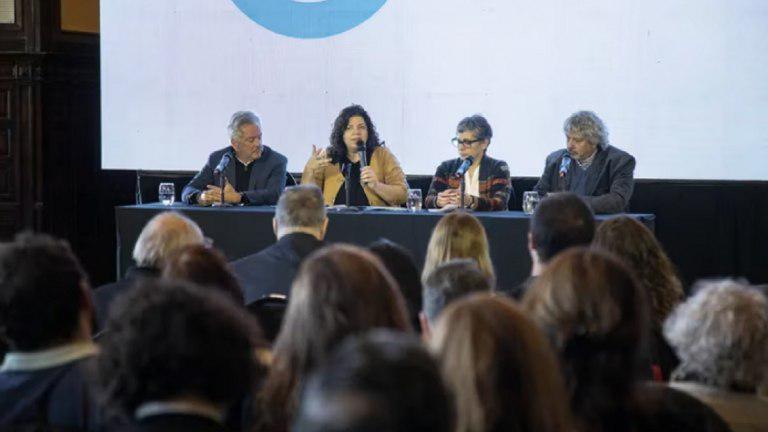 5d345fd79e677608b3a89b1c2147b115_M