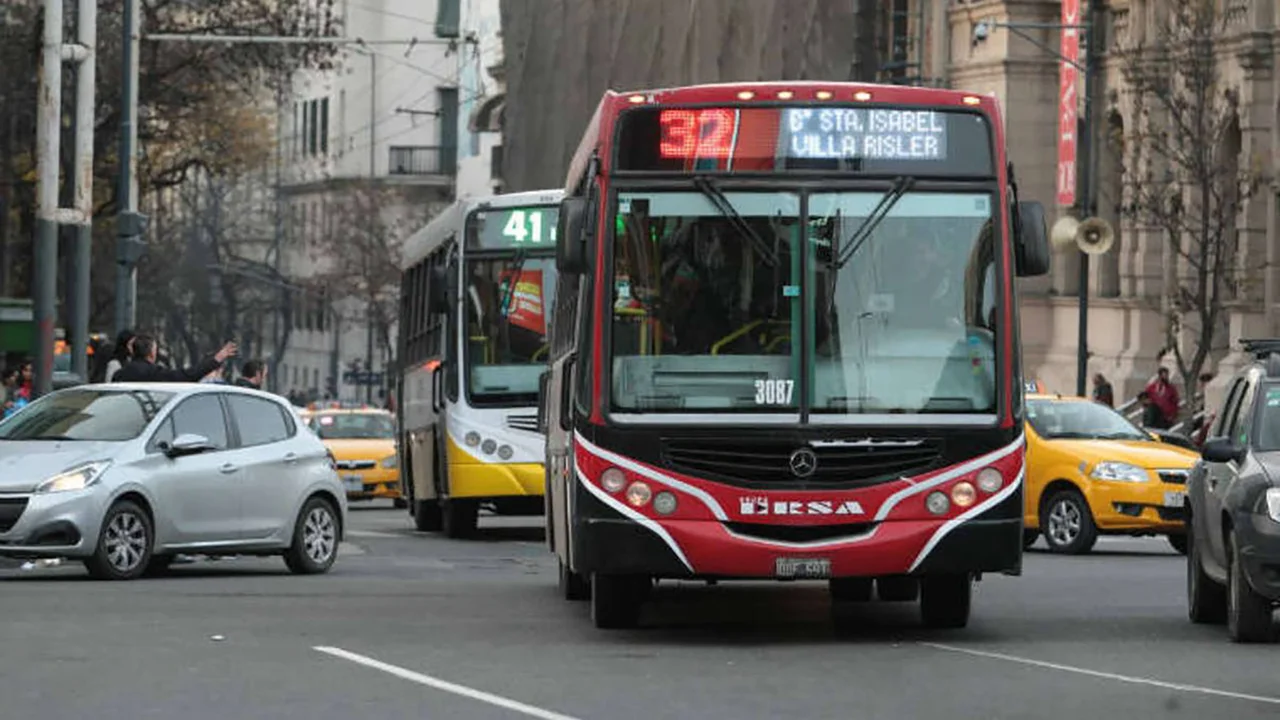 720 (83)