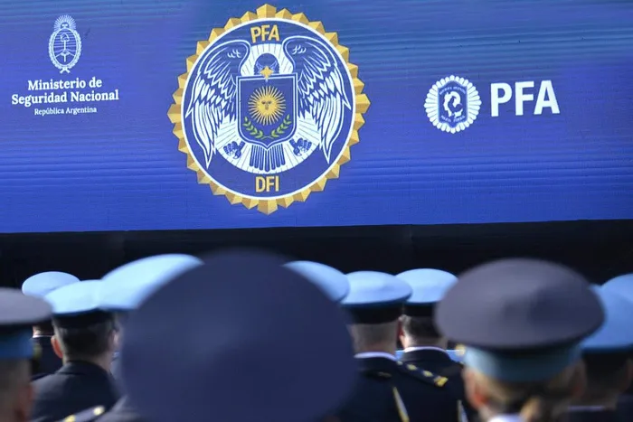 975473-gtrv1psbsaezgsb