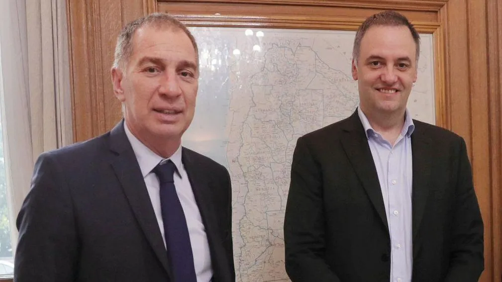 ae2b4ab5-b5b4-4b19-a6b6-6fe0a9658bd4_16-9-discover-aspect-ratio_default_1130454