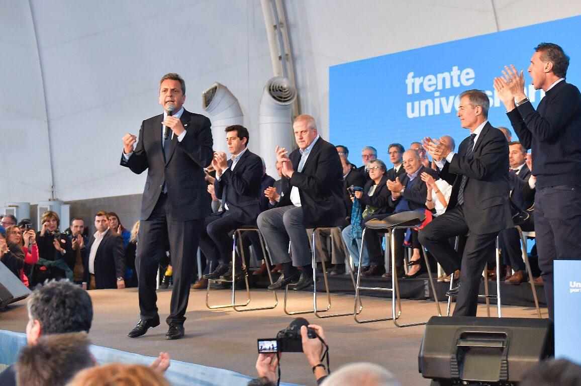 sergio_massa_acto_agosto_tw-e1691511010545