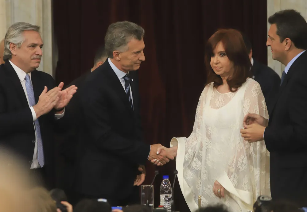 Mauricio-Macri-Cristina-Fernandez-de-Kirchner