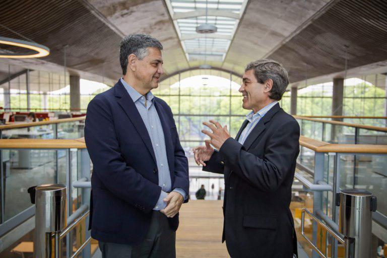 698ef9d5e1851ce2e82c4e321ef1fb5b_M