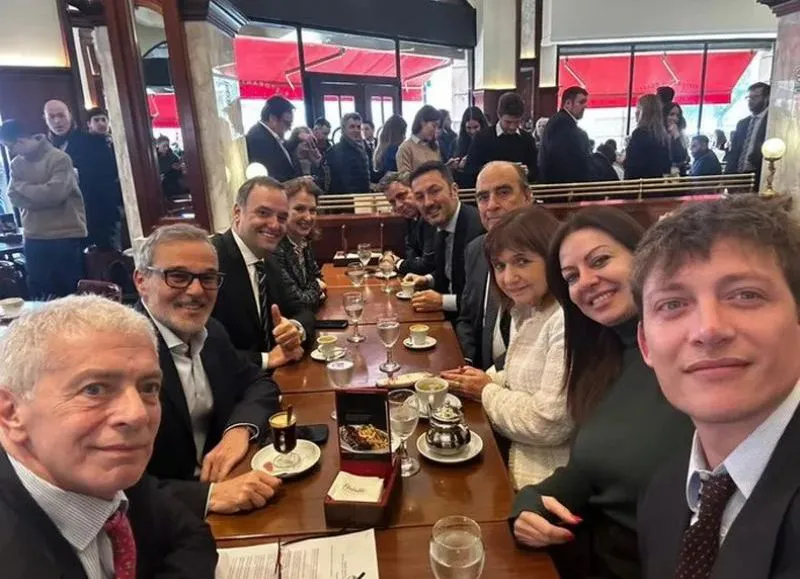 gobierno-desayuna