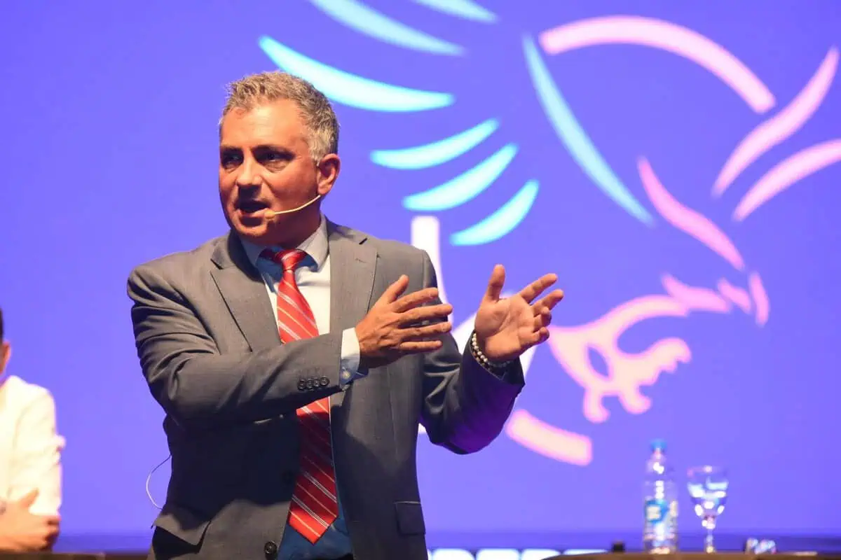 WhatsApp-Image-2025-02-19-at-9.10.00-PM