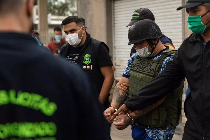 paisa-aquino-cuando-habia-detenido___suhWbE0-x_720x0__1