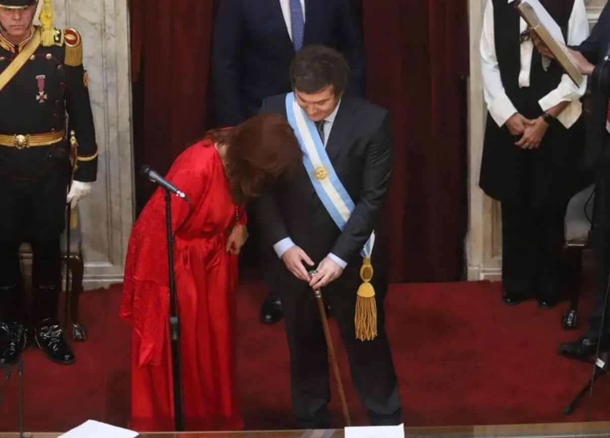 javier-milei-asuncion-presidencial-congreso-la-nacion-10-diciembre-2023-1-1