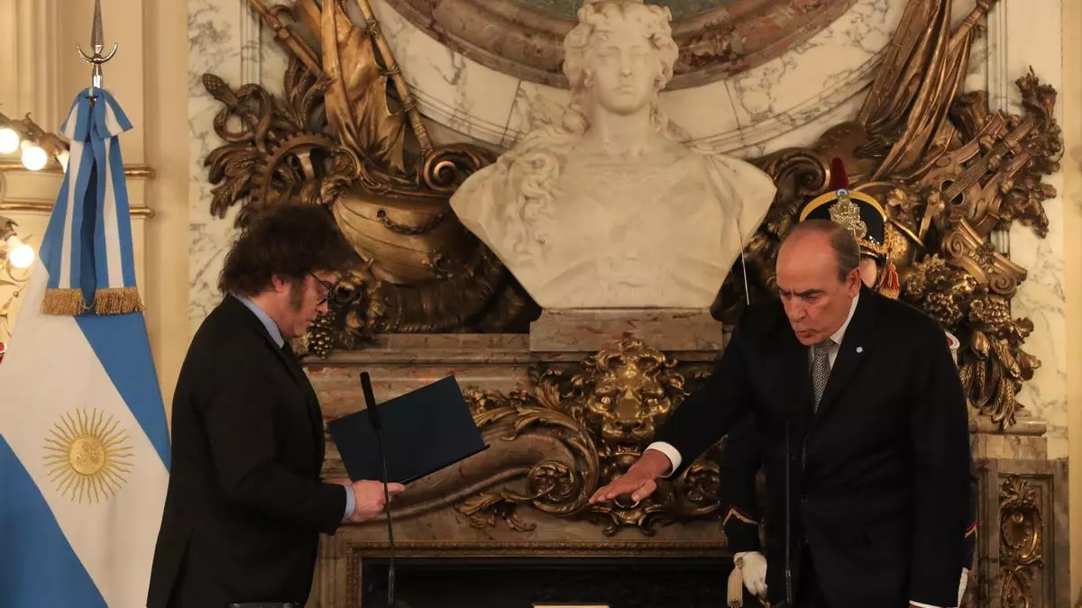 d8238c2c-9560-47bd-95cc-08ef104592af_16-9-discover-aspect-ratio_default_0