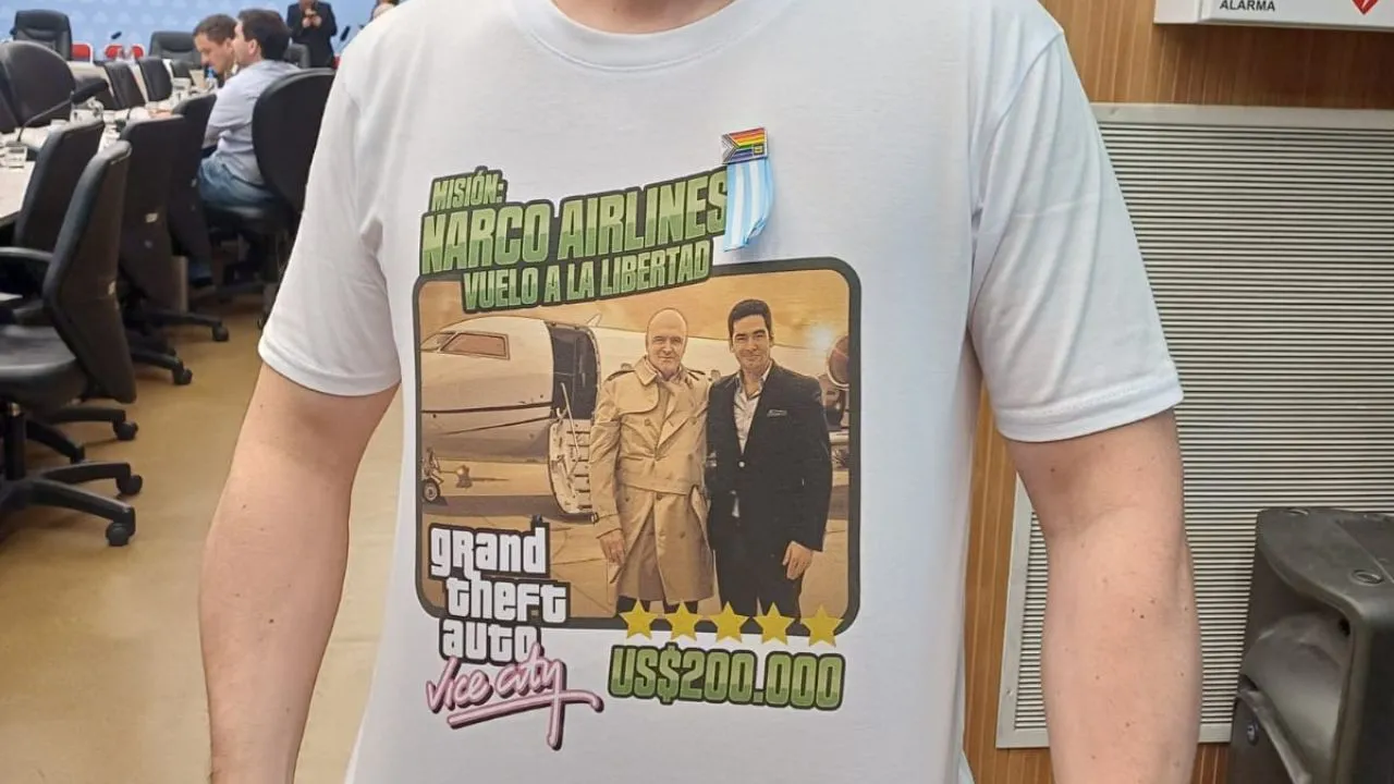 Miniatura de YouTube Mujer Asombrada Llamativo Verde (Miniatura de YouTube)