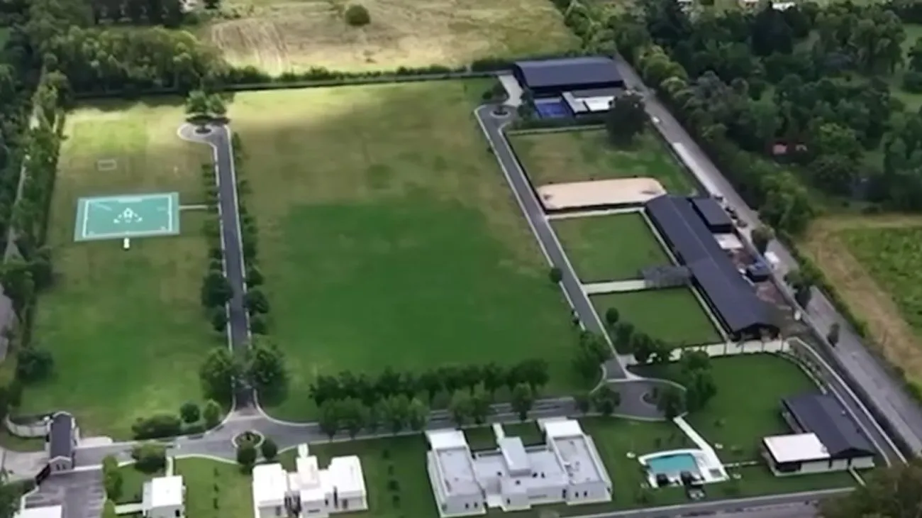 mansion-de-pilar-atribuida-al-chiqui-tapia-04122025-2148083