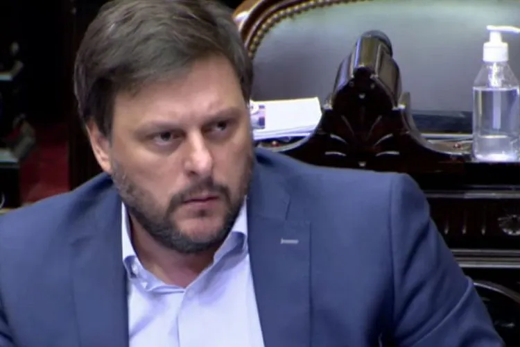 SAntoro-e1677522615987