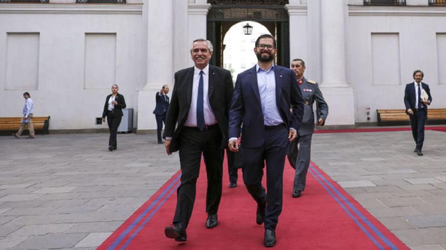 alberto-fernandez-y-gabriel-boric-20230405-1542156