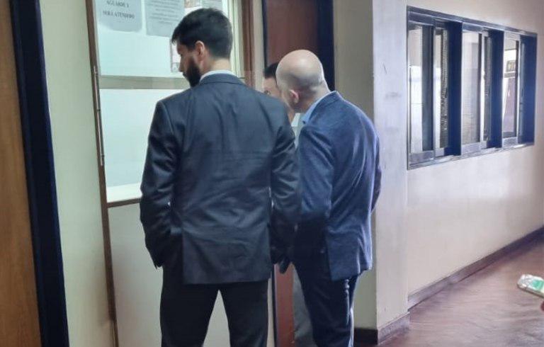 747ebad41f8cbbfaa222f7da7fcc72c9_M