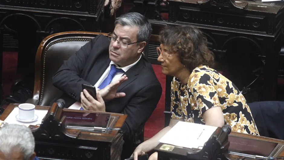 63fe6de7be8d6_940_529!