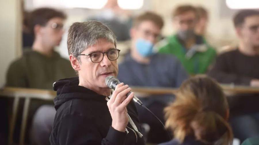 juan-abal-medina-20221102-1447173