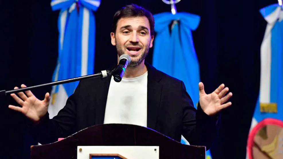 20230224torreschubuttelamg-1760366