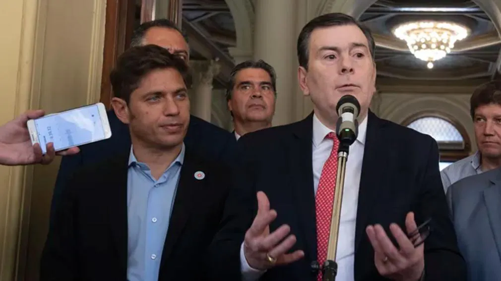 1010x567_gerardo-zamora-axel-kicillof-476001-180138